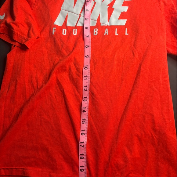 Nike Dri-FIT Bright Red Top - Picture 5 of 6
